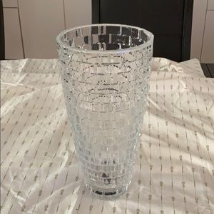 Glass vase